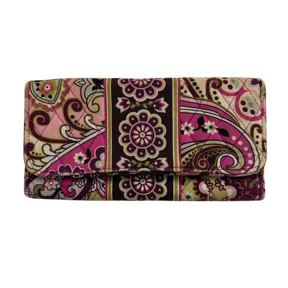 VERA BRADLEY Very Berry Paisley Magnetic Lock Wallet *READ* Pink Green Ivory - Picture 1 of 8